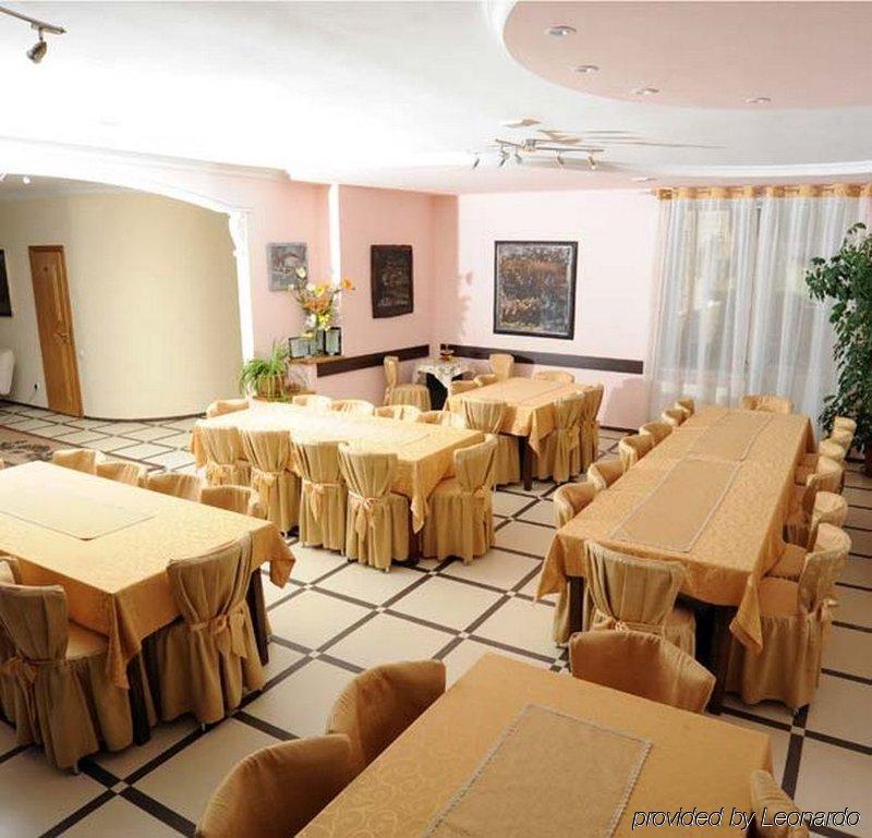Majami Hotel Chisinau Exterior photo